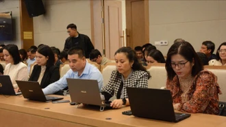 Lào Cai mời trường đại học về làm chuyển đổi số