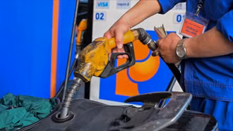 Giá xăng dầu ngày mai có khả năng đảo chiều đi xuống