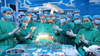 Giữ vững tinh thần trách nhiệm, tận tụy vì sức khỏe nhân dân