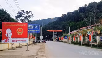 Xã Mỏ Vàng hoàn tất niêm yết danh sách cử tri tại 6 đơn vị bầu cử