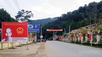 Xã Mỏ Vàng hoàn tất niêm yết danh sách cử tri tại 6 đơn vị bầu cử