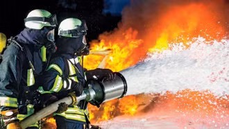 Liên minh châu Âu hạn chế sử dụng hóa chất vĩnh cửu trong bọt chữa cháy