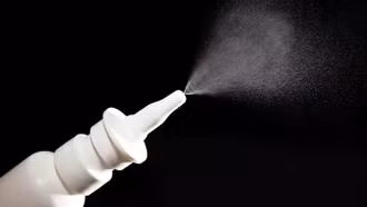 Pháp: Phát triển thuốc xịt mũi chống cúm từ đường, "đánh lừa" virus