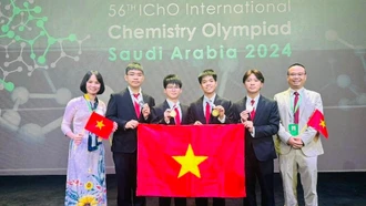 Học sinh Việt Nam đạt 4 Huy chương Vàng và Bạc Olympic Hóa học quốc tế