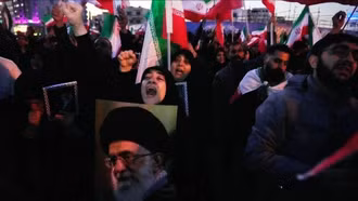 Iran hoãn tổ chức quốc tang Lãnh tụ Khamenei