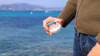 Pháp cấm bán túi nicotine để bảo vệ giới trẻ