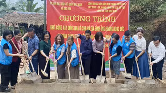 Bảo Yên: Khởi công xây dựng nhà “Đại đoàn kết” cho 2 hộ nghèo