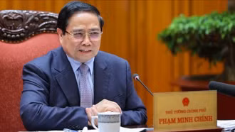 Thủ tướng: Chủ động đáp ứng đủ nhu cầu năng lượng, xăng dầu cho sản xuất, kinh doanh và tiêu dùng