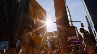 Các nhà khoa học tìm ra phương pháp biến cửa kính thành "máy phát điện"