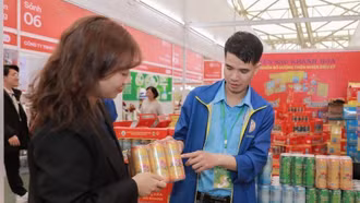 Thủ tướng yêu cầu tăng cường quảng bá sản phẩm địa phương tại Hội chợ Mùa Xuân