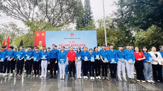 Đoàn phường Lào Cai kết nạp 500 đoàn viên mới nhân kỷ niệm 95 năm Ngày thành lập Đoàn TNCS Hồ Chí Minh