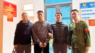 Công an phường Lào Cai rà soát địa bàn, bắt giữ đối tượng đang bị truy tìm