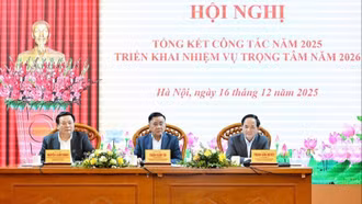 Tiếp tục đổi mới phương thức, nâng cao hơn nữa hiệu quả công tác bảo vệ nền tảng tư tưởng của Đảng