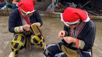 Trang phục của người Dao Đỏ, Tả Phìn trong dòng chảy công nghiệp văn hóa