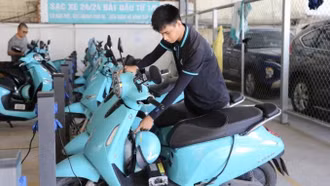 Mô hình quán cà phê kiêm trạm sạc xe điện