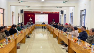 Xã Lục Yên gặp mặt, tặng quà người có uy tín nhân dịp Tết Bính Ngọ 2026