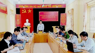 Đoàn công tác Ban Tuyên giáo và Dân vận Tỉnh ủy làm việc với phường Cầu Thia