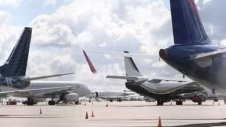 Sân bay ở thủ đô Lítva tạm ngừng hoạt động do khinh khí cầu xâm nhập