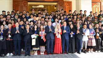 Chăm lo và phát huy tốt hơn nữa vai trò thế hệ trẻ người dân tộc thiểu số