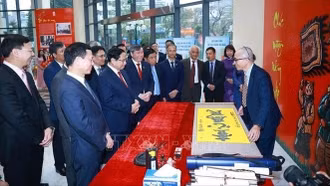 Thủ tướng Phạm Minh Chính thăm và làm việc với Viện Hàn lâm Khoa học và Xã hội Việt Nam