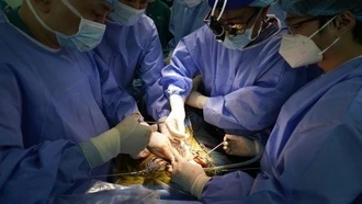 Viết tiếp kỳ tích ghép tạng Việt