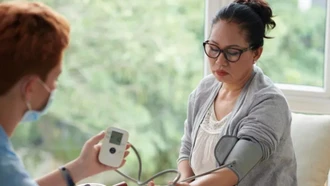 Huyết áp tăng trong mùa lạnh: Hiểu đúng để phòng ngừa hiệu quả