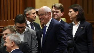 Quốc hội Moldova bầu ông Alexandru Munteanu làm Thủ tướng