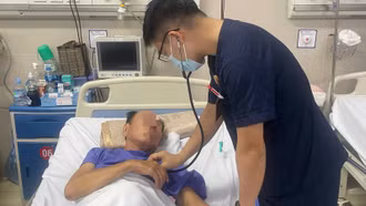 Lạnh đầu mùa, người cao tuổi nhập viện vì đột quỵ tăng mạnh