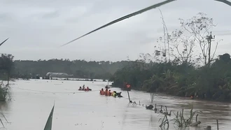 Mưa lũ lịch sử ở miền Trung khiến 35 người chết, mất tích, đợt mưa mới có thể lên tới 700 mm
