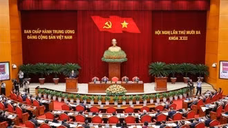 Thông cáo báo chí về ngày làm việc thứ nhất Hội nghị Trung ương 13