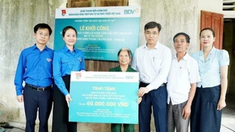 Bổ sung gần 2.000 tỷ đồng để các địa phương hỗ trợ nhà ở cho người có công