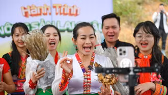 Bản làng lên sóng livestream: Công nghệ giúp nông sản vùng cao "chuyển mình"