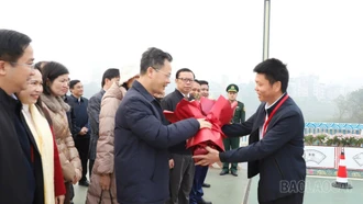 Đoàn đại biểu tỉnh Lào Cai xuất cảnh bắt đầu chuyến công tác tại thành phố Trùng Khánh, Trung Quốc