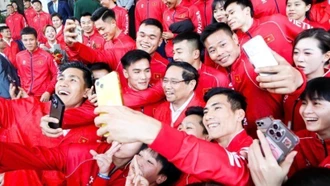 Đoàn Thể thao Việt Nam quảng bá văn hóa qua trang phục thi đấu tại SEA Games 33