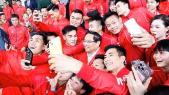 Đoàn Thể thao Việt Nam quảng bá văn hóa qua trang phục thi đấu tại SEA Games 33