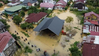 Lũ lụt tại châu Á: Nhiều khu vực vẫn bị cô lập, hàng trăm người mất tích