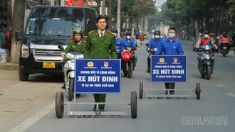 Xe hút đinh - sáng kiến bảo vệ an toàn giao thông tại phường Lào Cai