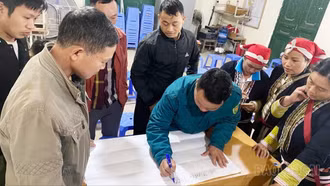 Xã Cốc San: Tập huấn nâng cao kỹ năng tuyên truyền cho thành viên tổ truyền thông cộng đồng