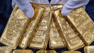 Vàng thỏi vào tầm ngắm thuế quan, thị trường biến động mạnh