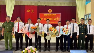 HĐND xã Mỏ Vàng khóa XIX tổ chức thành công Kỳ họp thứ Nhất