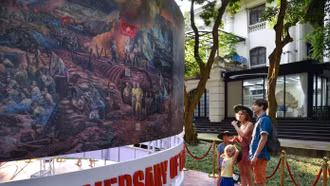 Dự án tranh panorama Chiến thắng Điện Biên Phủ đoạt giải báo in thế giới