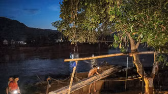 Những việc người dân cần làm để bảo vệ sức khỏe mùa mưa lũ