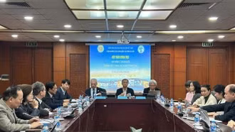 Bảo đảm an ninh con người trong bối cảnh biến đổi toàn cầu