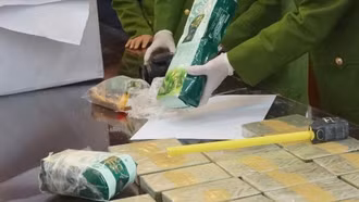 Rối loạn tâm thần nặng do sử dụng ma túy tổng hợp