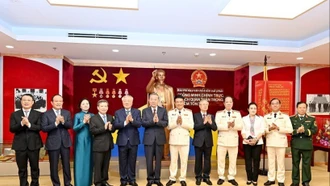 Xây dựng Đảng về đạo đức từ đội ngũ cán bộ bản lĩnh, tinh thông