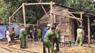 Báo cáo tiến độ xây dựng, sửa chữa nhà cho Nhân dân sau bão, lũ