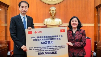 Tiếp nhận 500.000 USD hỗ trợ khắc phục hậu quả mưa lũ từ Chính phủ Trung Quốc