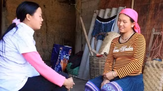 Tiêu chuẩn đối với nhân viên y tế thôn bản và cô đỡ thôn bản