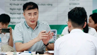 Chuyên gia tư vấn 2k7 chọn ngành theo 'Thuyết con nhím'
