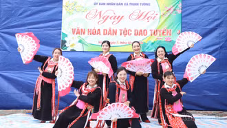 Tưng bừng Ngày hội Văn hóa dân tộc Dao tuyển xã Trịnh Tường 